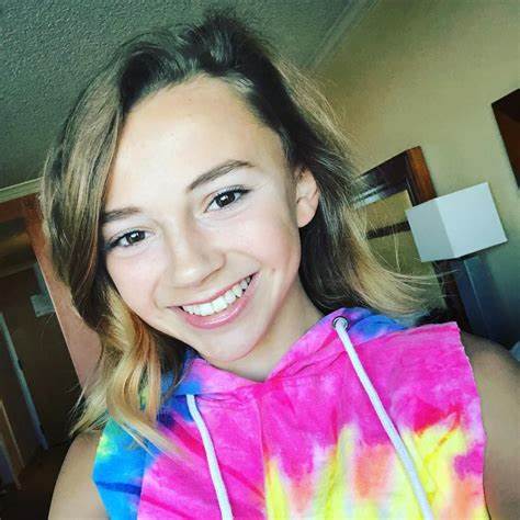 KAYLA DAVIS
